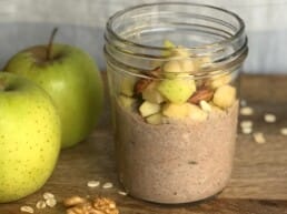 apple pie overnight oats