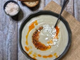 Cauliflower and beans soup